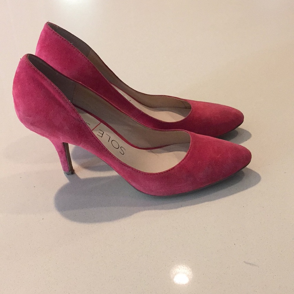 Red heels  MOVING SALE MAKE OFFER